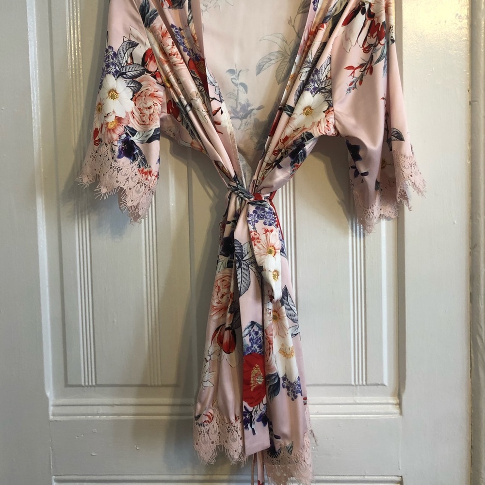 Le Rose Keepsake Rose Satin Robe